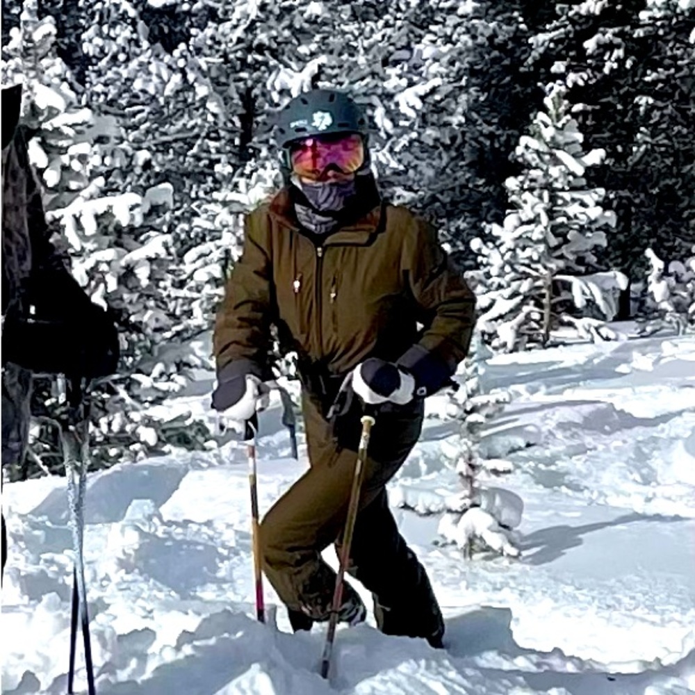 Post Card Womens Ski Suit Size 4